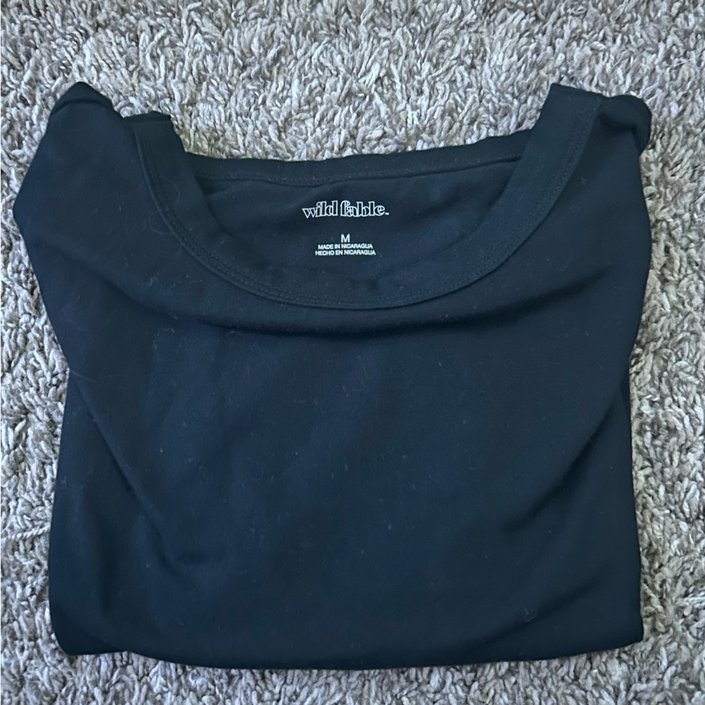 black crop top